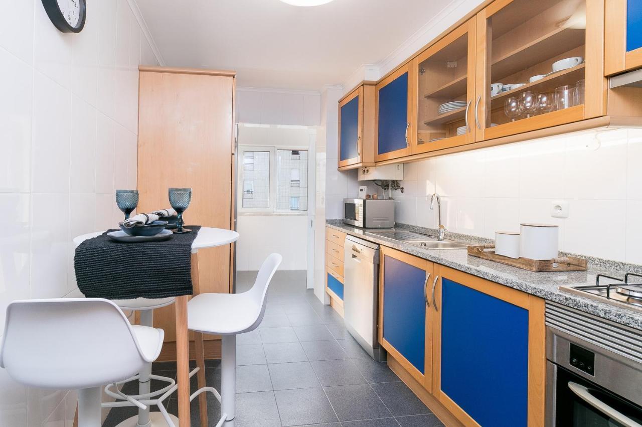 Lejlighed Premium Flat In Upscale Area, Balcony, Parking